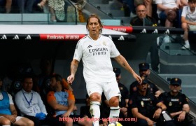 问鼎娱乐官方网站-2024年公牛队重点发展年轻球员应对核心阵容老龄化问题