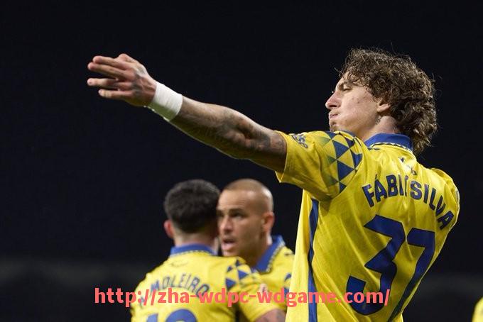 问鼎娱乐官方网站-世俱杯比赛中射门角度分布的全面统计与趋势研究